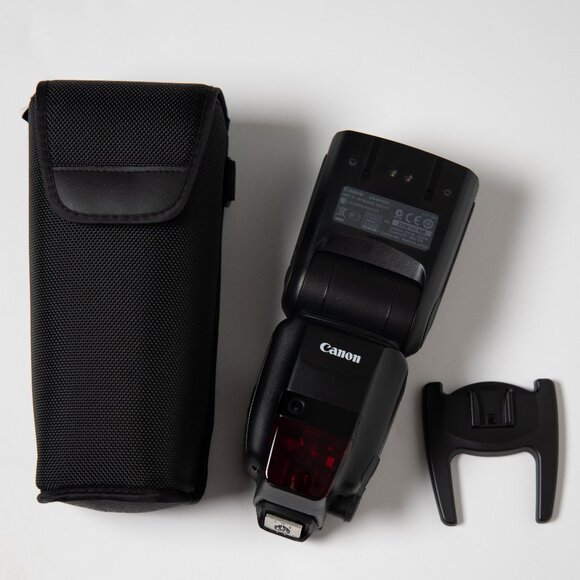 Canon 600EX-RT Speedlite Flash (Black) - Picture 3 of 3